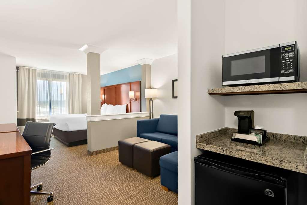 Comfort Suites Rensselaer Near Fair Oaks Room photo